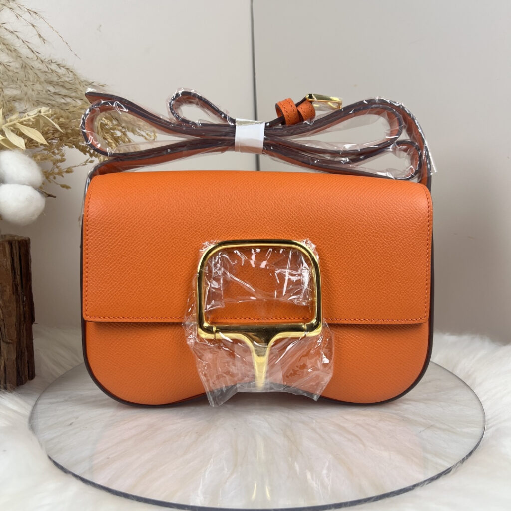 【厳選新入荷】エルメス Della Cavalleria Elan サドル金具クロスボディバッグ「乗馬モチーフ本革ショルダー」