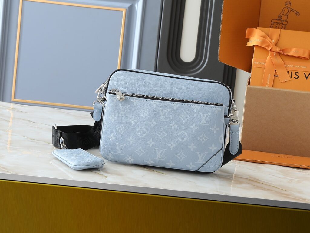ルイ・ヴィトン「Louis Vuitton」新作 Trio メッセンジャーバッグ