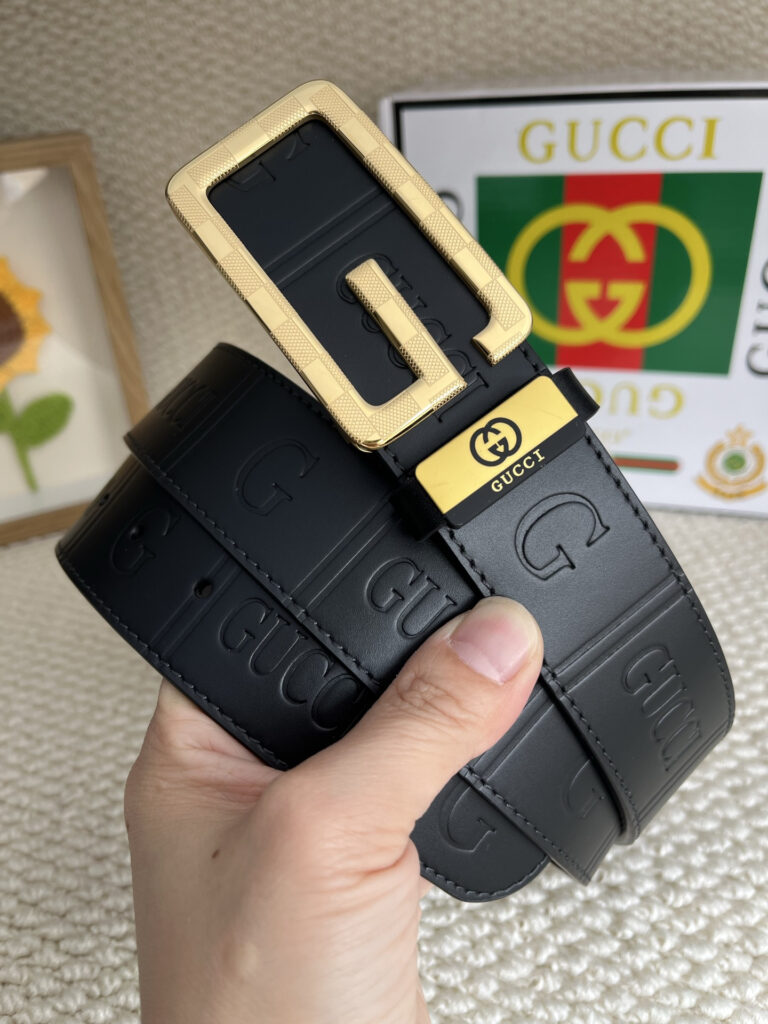 【在庫新登場】Gucci イタリアンテイストベルト「全長約 100cm」