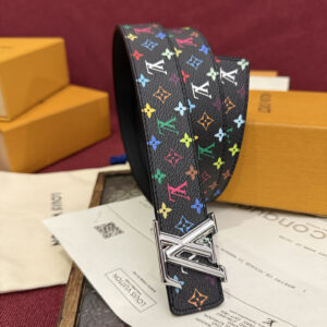 【新商品入荷】Louis Vuitton クラシックハイクオリティベルト「全長約 100cm」