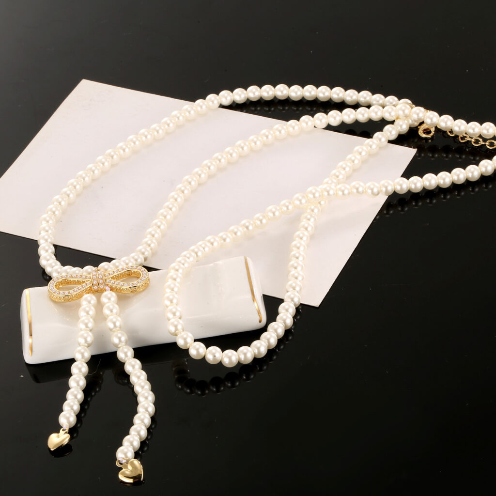 ディオール「Dior」Bow Pearl ネックレス