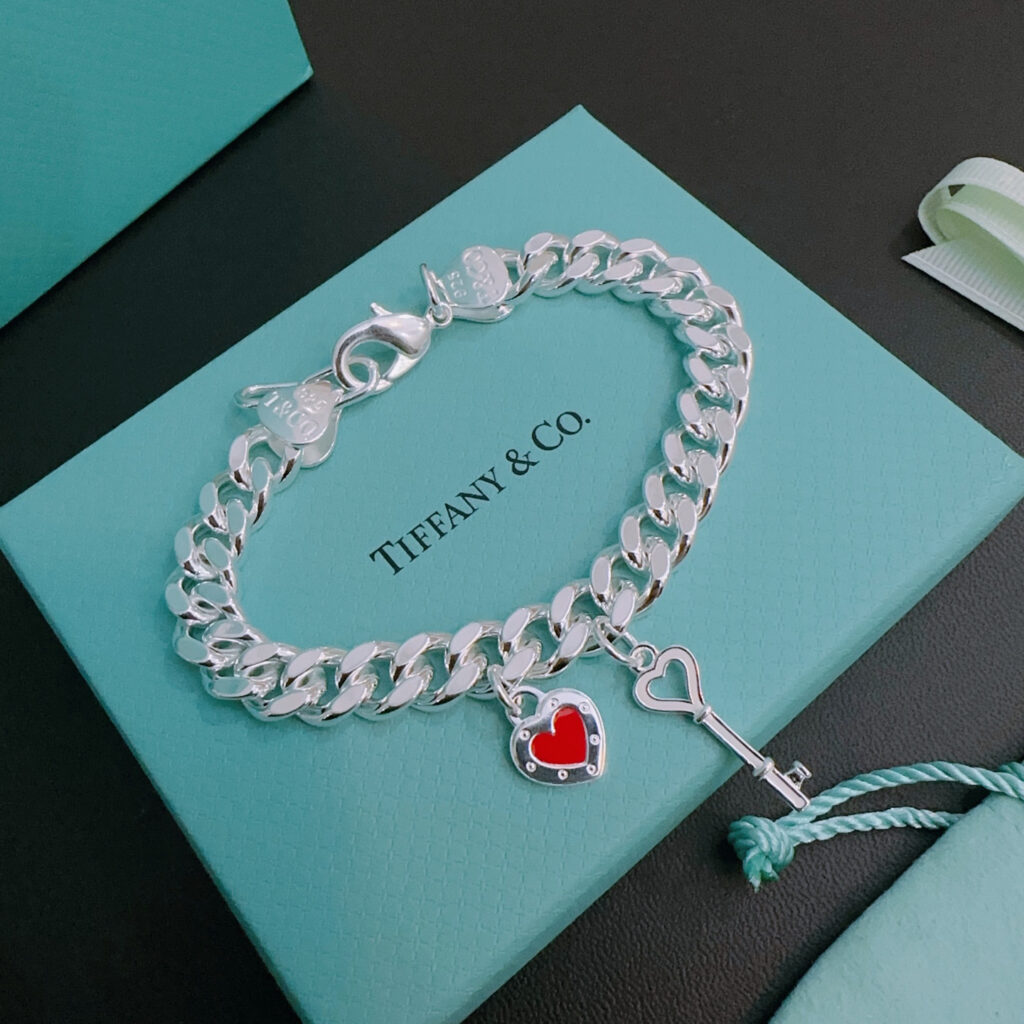 ティファニー「Tiffany & Co.」ポリッシュドシルバーリンク ブレスレット