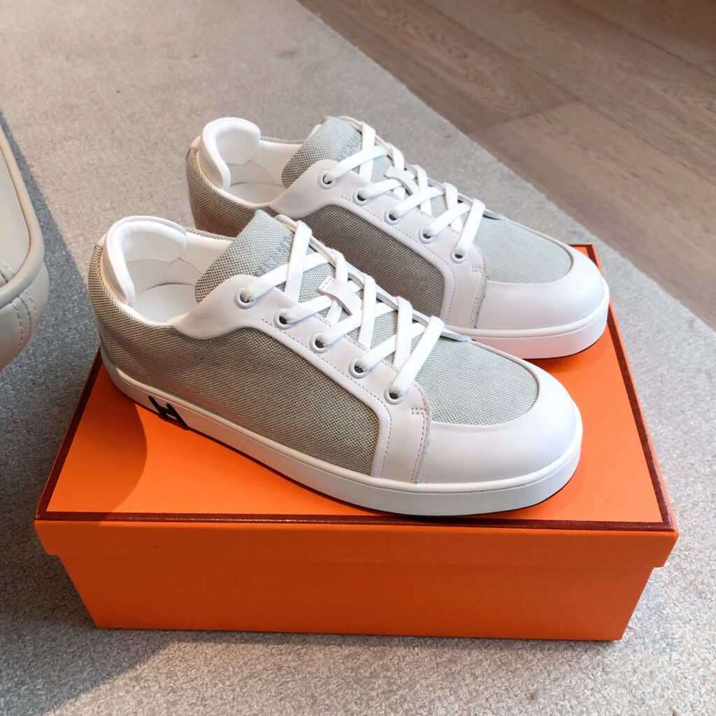 エルメス キッドシリーズ カジュアルスニーカー「Kid sneaker」