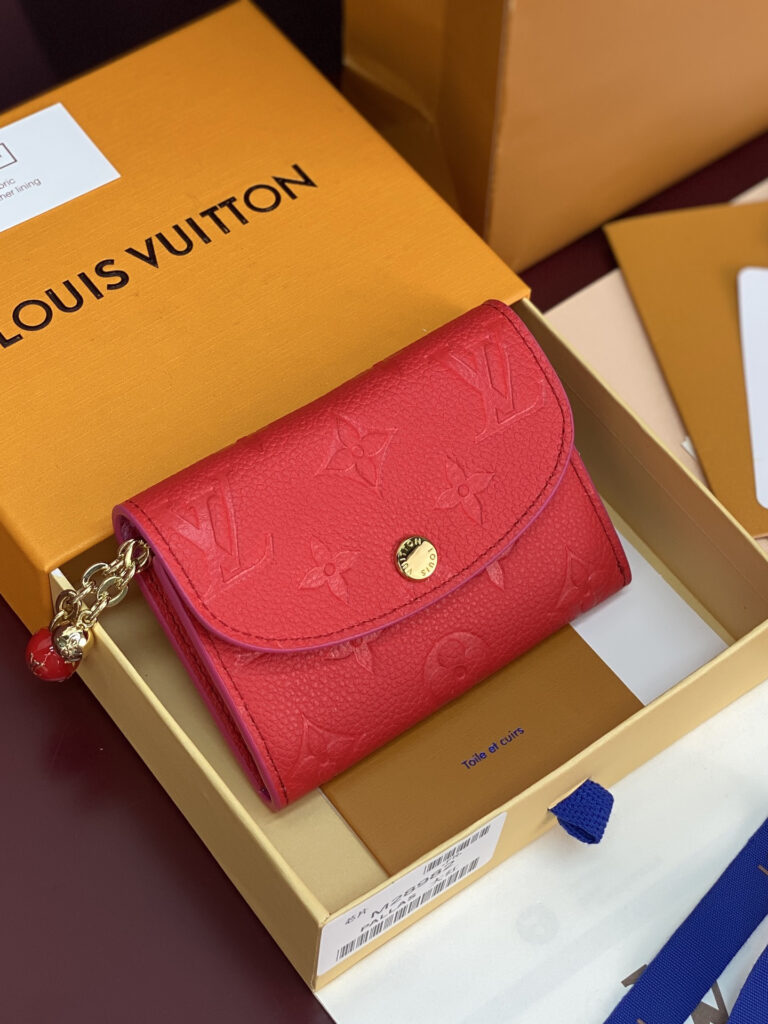 ルイ・ヴィトン フラップ付きコンパクト財布