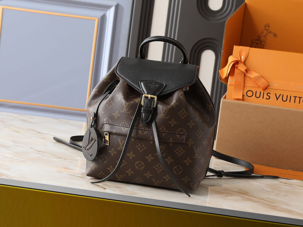 ルイ・ヴィトン「Louis Vuitton」モンズーリ バックパック