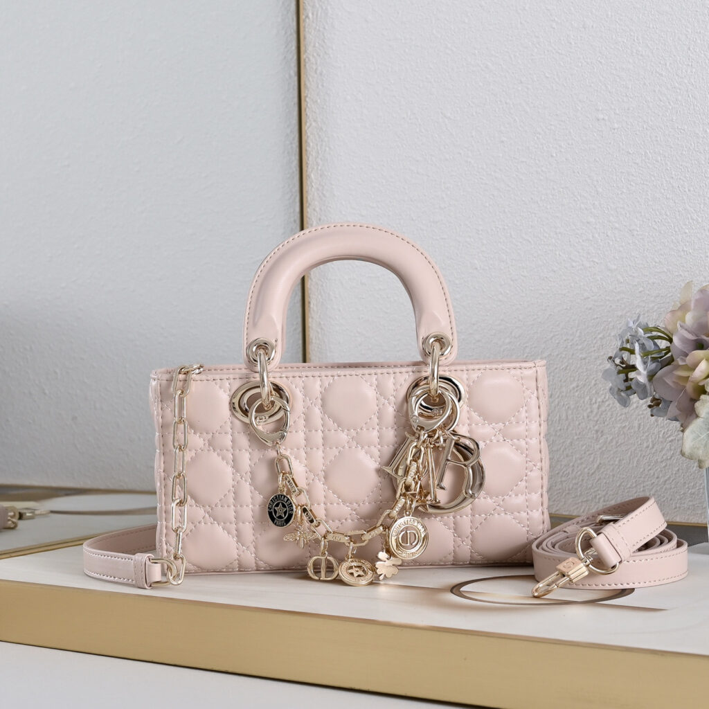 【入手困難品】ディオール レディ ディージョイ ハンドバッグ「Lady D‑Joy Bag」