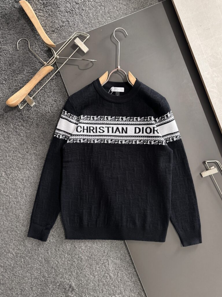 ディオール「Dior」秋冬ウールの丸ネックニットセーター