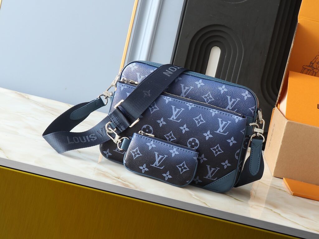 ルイ・ヴィトン「Louis Vuitton」新作 Trio メッセンジャーバッグ