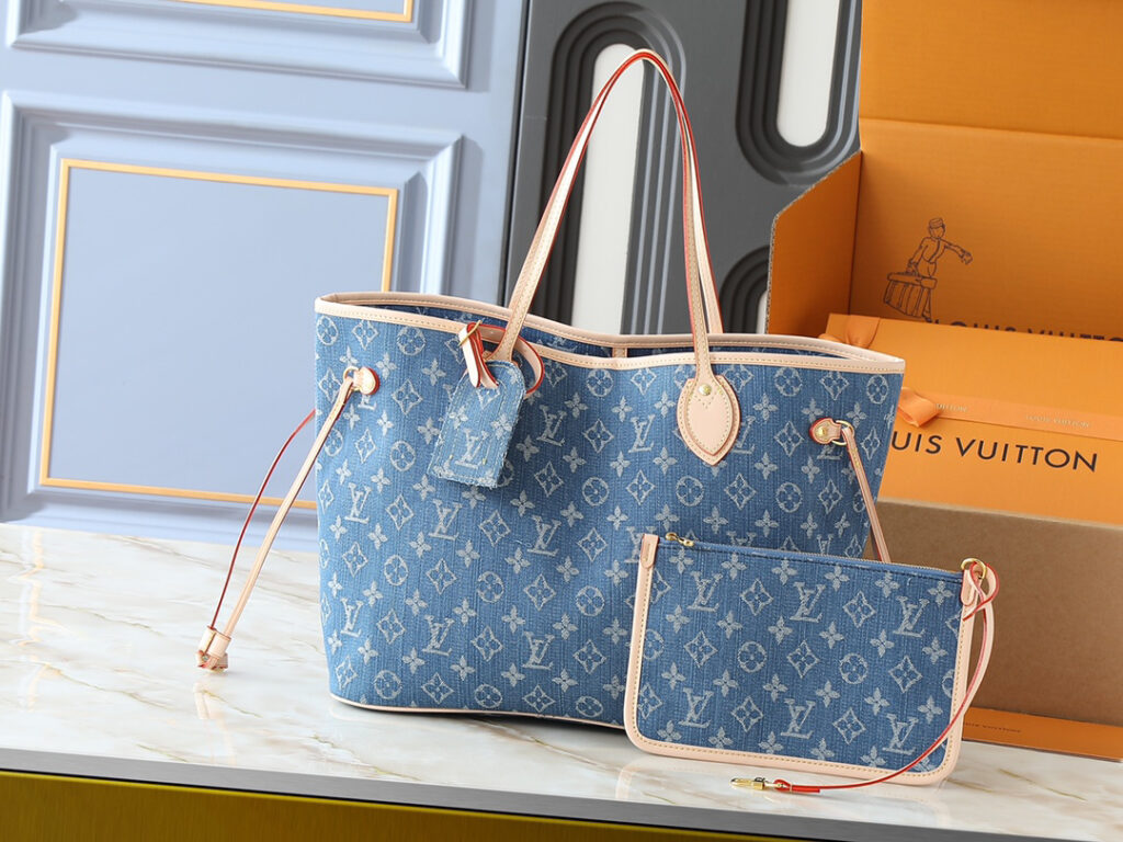 ルイ・ヴィトン ネヴァーフル･インサイドアウト BB/MM バッグ「Neverfull Bag」