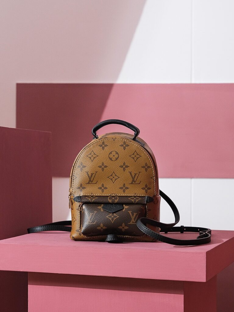 ルイ・ヴィトン「Louis Vuitton」PALM SPRING サイズの小さいリュックサック