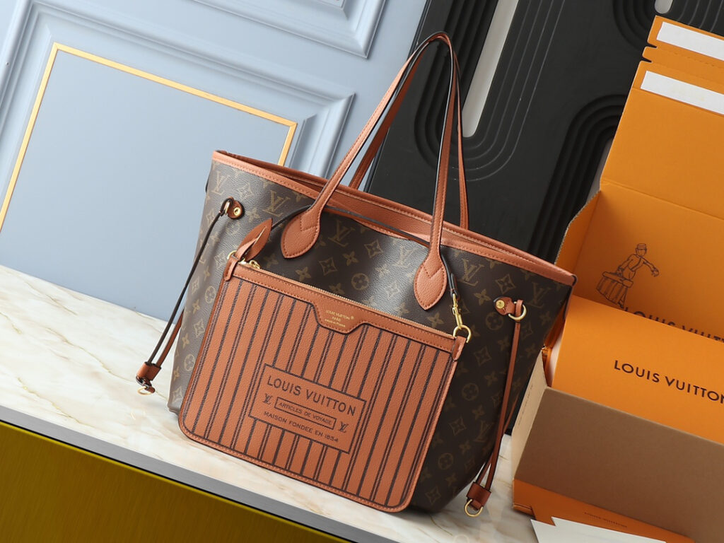 ルイ・ヴィトン ネヴァーフル･インサイドアウト BB/MM バッグ「Neverfull Bag」