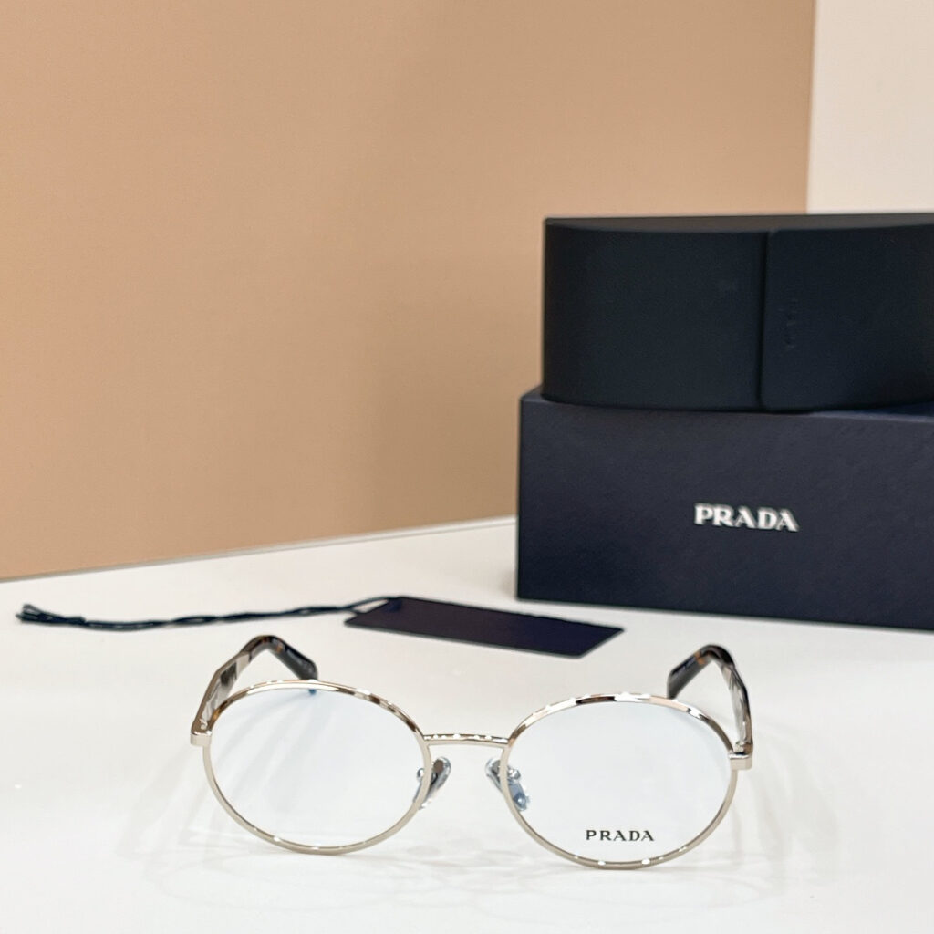 【厳選在庫】Prada ビジネス兼用高級サングラス「全天候遮光」