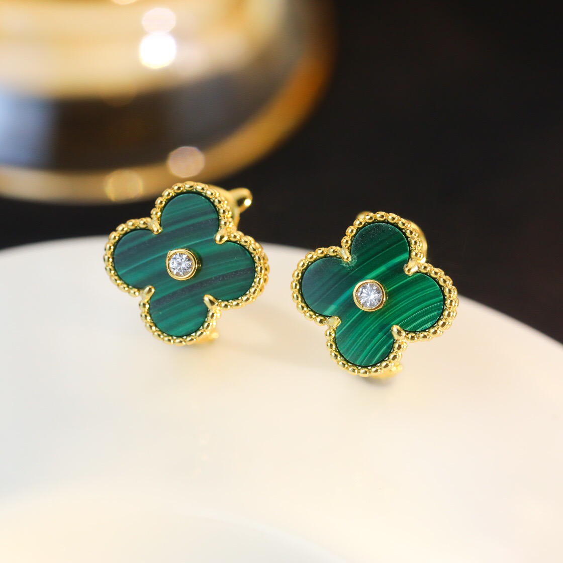 ヴァン クリーフ&アーペル「Van Cleef & Arpels」Vintage Alhambra 18Kイエローゴールド オニキス 四つ葉 ピアス