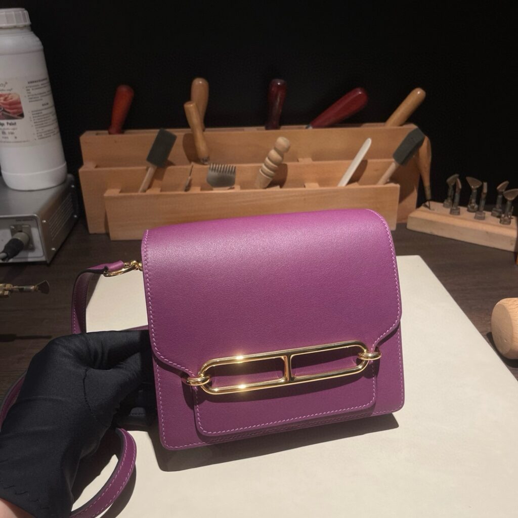 エルメス「Hermès」ルーリス 19 ショルダーバッグ「Roulis Bag」