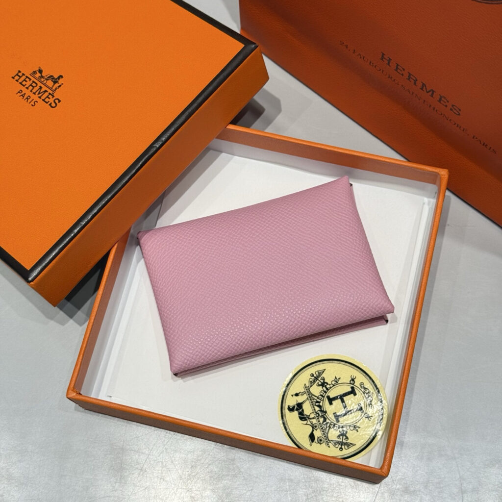 【限定新入荷】エルメス Calvi Duo 二層仕様カードケース「薄型収納」