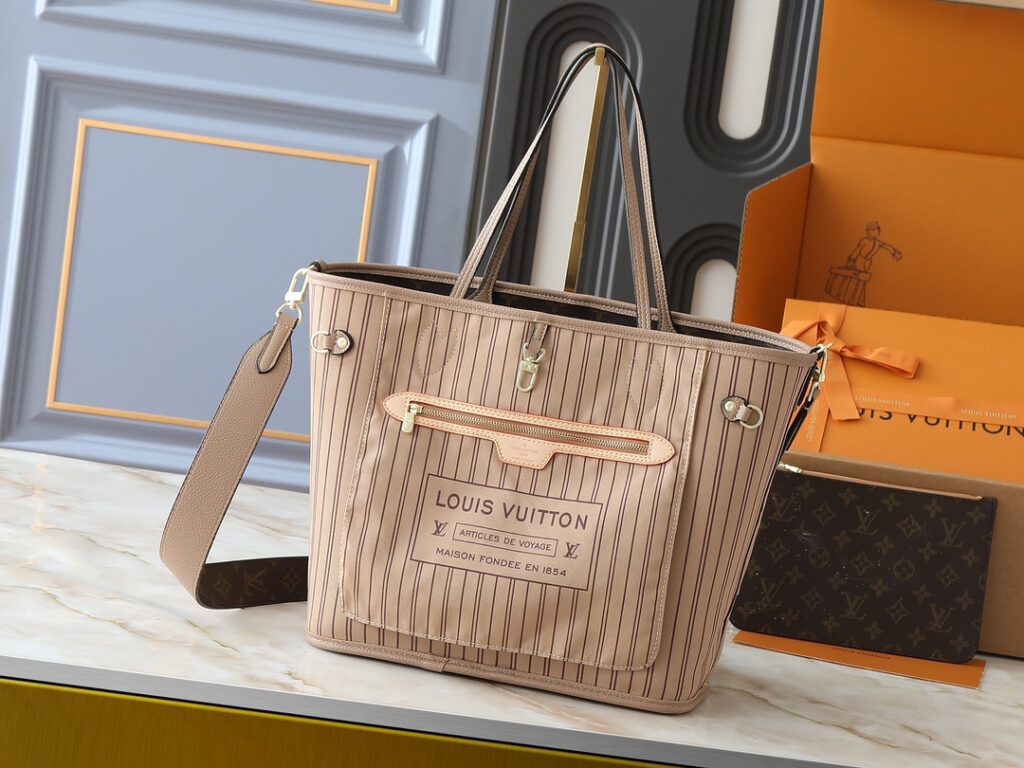 ルイ・ヴィトン ネヴァーフル･インサイドアウト MM バッグ「Neverfull Bag」