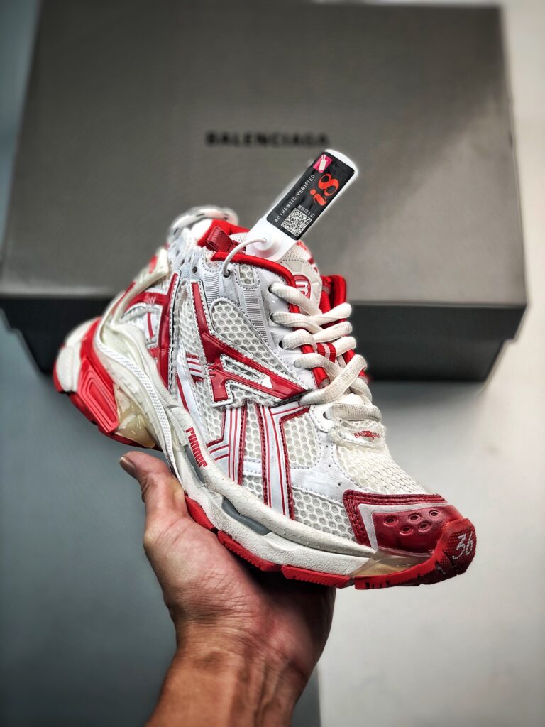 バレンシアガ ランナー スニーカー「Runner Sneaker」