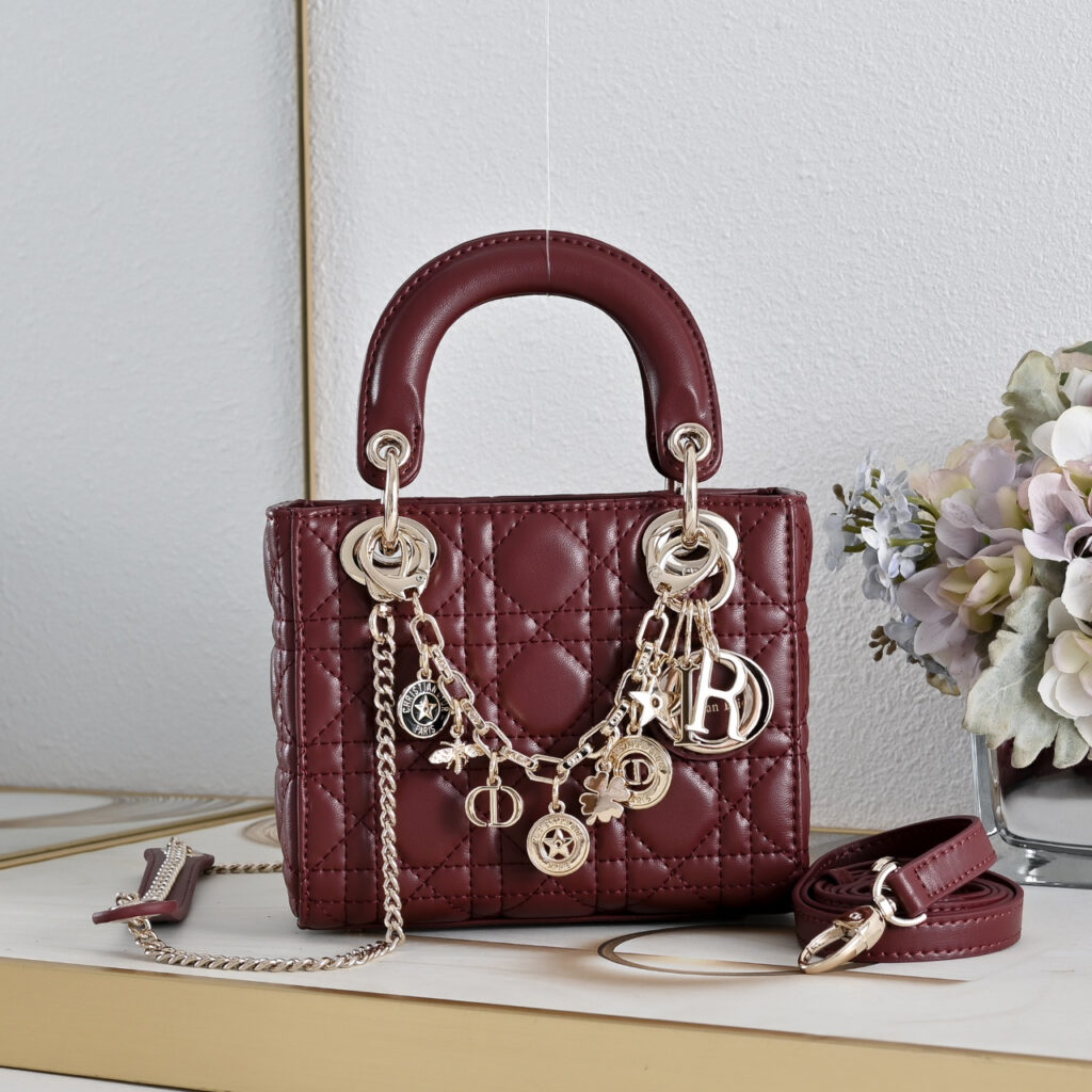 【人気コレクション】レディ ディオール バッグ「Lady Dior Bag」