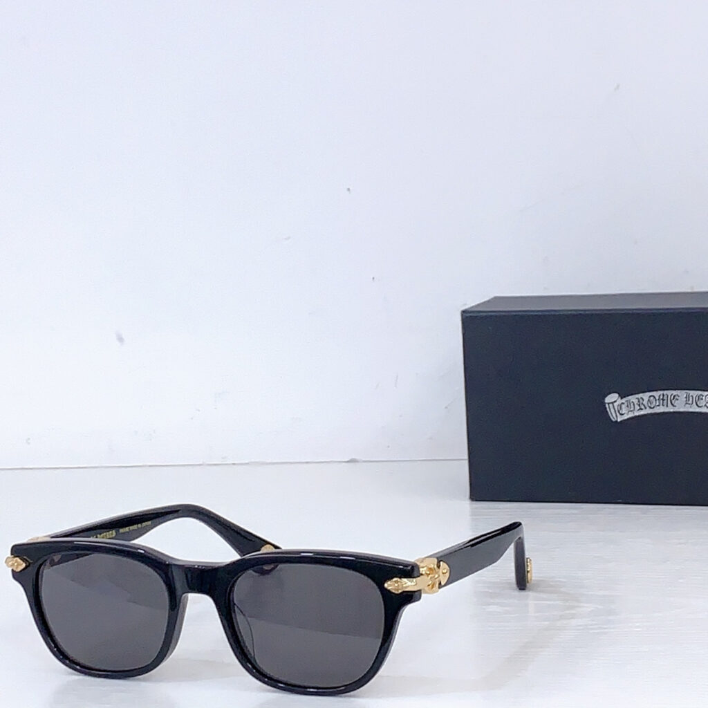 【希少新作】Chrome Hearts クロムハーツ ハードデザインサングラス「限定モデル」