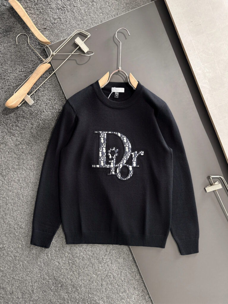 ディオール「Dior」秋冬ウールの丸ネックニットセーター