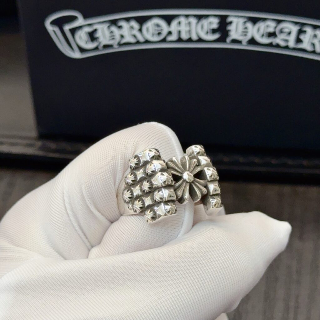 クロムハーツ「Chrome Hearts」クラシックヴィンテージ＆モダンリング