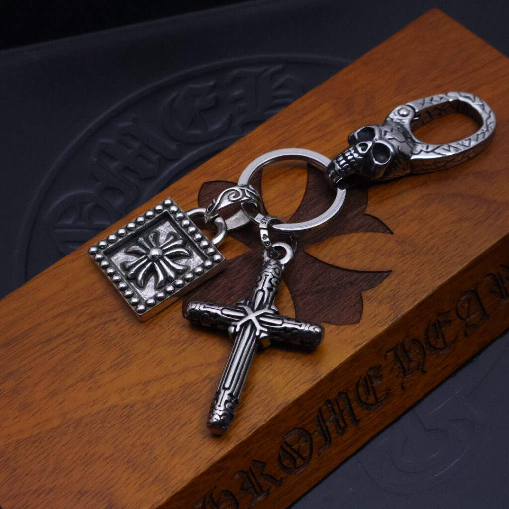 クロムハーツ「Chrome Hearts」キーホルダー＆バッグチャーム - トレンドシンボル