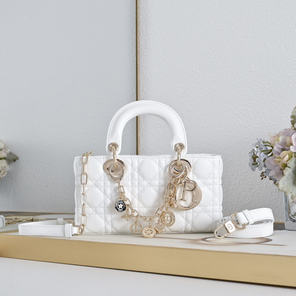 【入手困難品】ディオール レディ ディージョイ ハンドバッグ「Lady D‑Joy Bag」