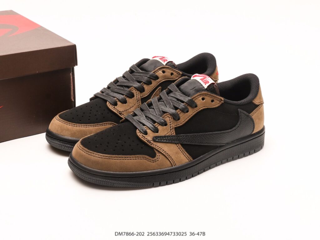 【日本未発売モデル】Travis Scott x Air Jordan 1 Retro Low OG SP スニーカー「Nike コラボモデル」