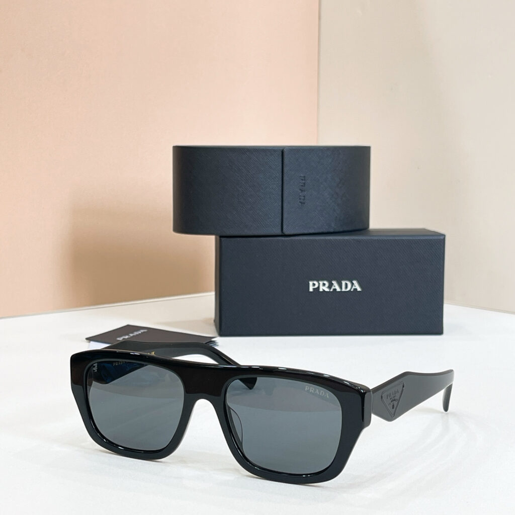 【厳選在庫】Prada ビジネス兼用高級サングラス「全天候遮光」