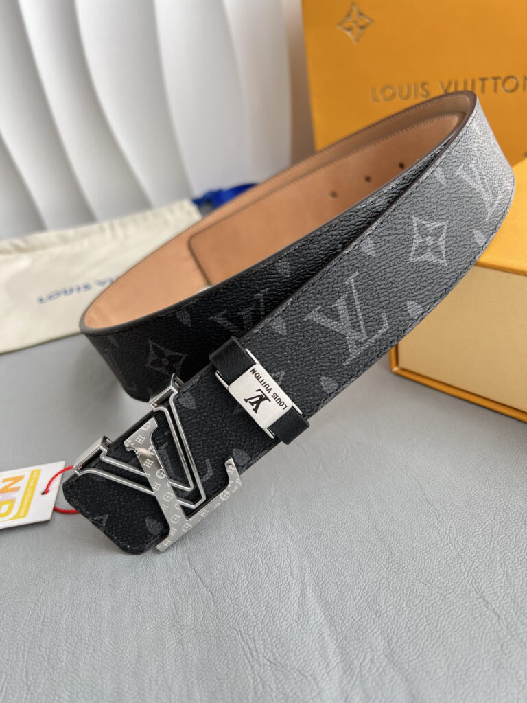 【新商品入荷】Louis Vuitton クラシックハイクオリティベルト「全長約 100cm」