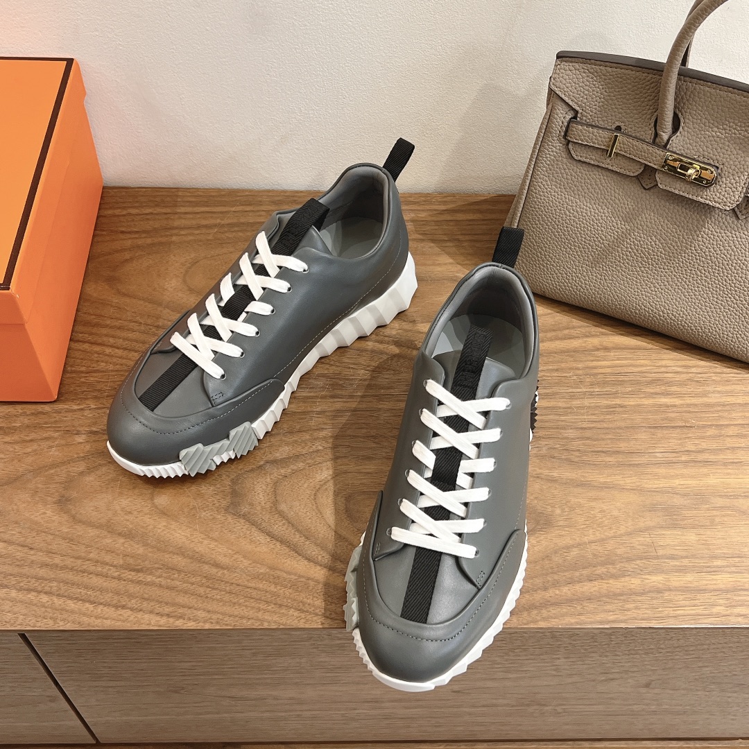 エルメス リフトシリーズ スリッポンスニーカー「Lift slip-on sneaker」