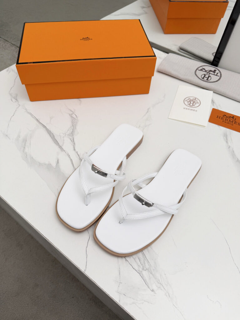 エルメス Hermès サマーモデル リラックスサンダル
