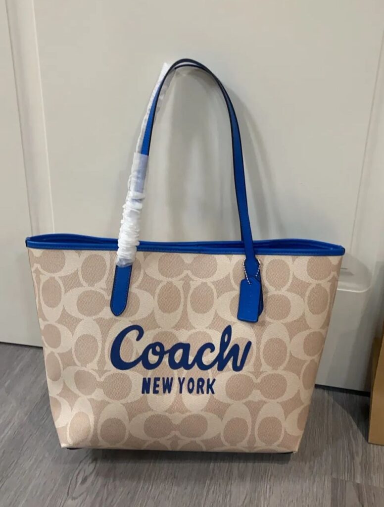 コーチ「Coach」City Tote アカデミックスタイル トートバッグ