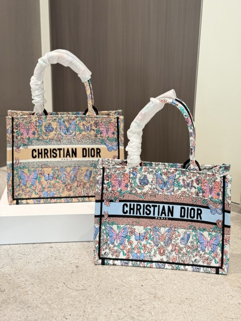 ディオール「Dior」 Book Tote バッグ ミディアム