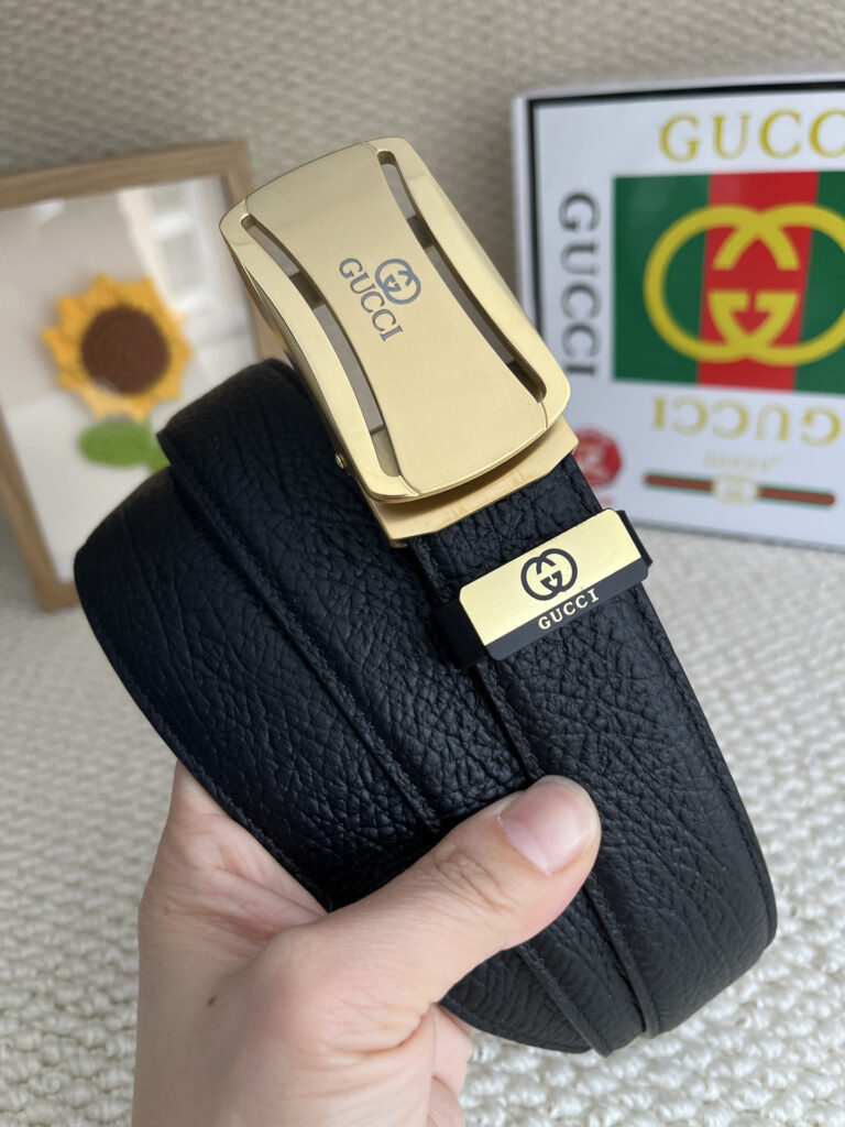 【在庫新登場】Gucci イタリアンテイストベルト「全長約 100cm」