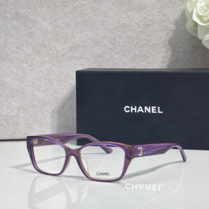 【新作到着】Chanel ハイセンスデザインサングラス「遮光レンズ搭載」