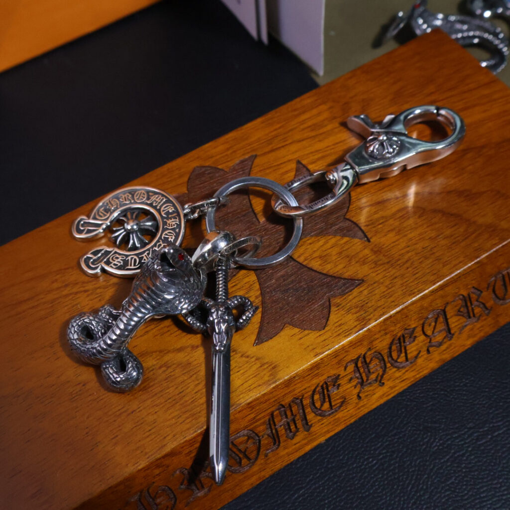 クロムハーツ「Chrome Hearts」キーホルダー&バッグチャーム - スタイルアイコン