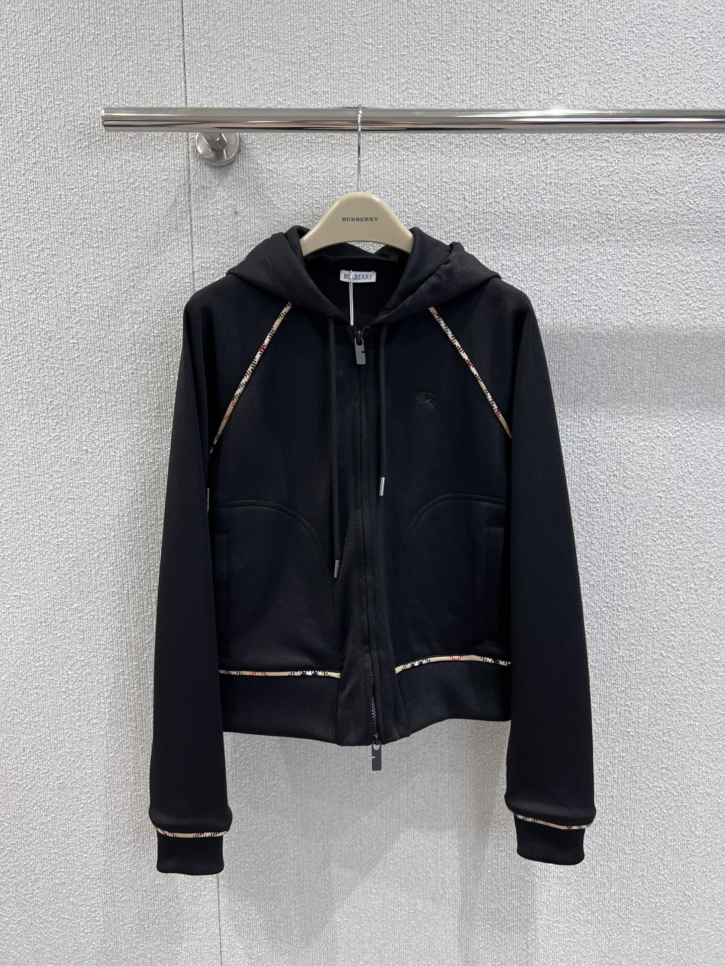 バーバリー「Burberry」25FW エーリーオータム コントラストチェックトリム フーディー