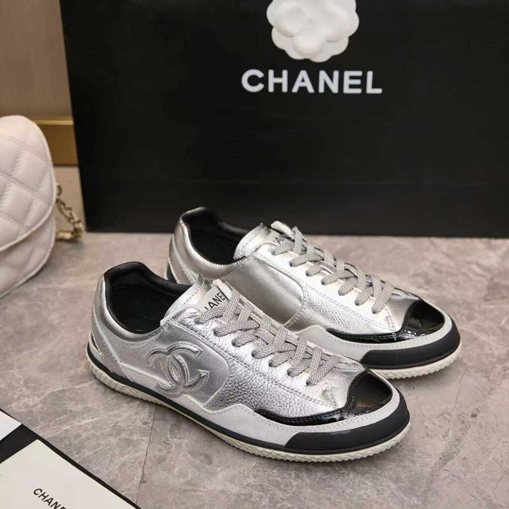 シャネル 25 レトロ ドイツトレーニングシューズ ローカット カジュアルスニーカー