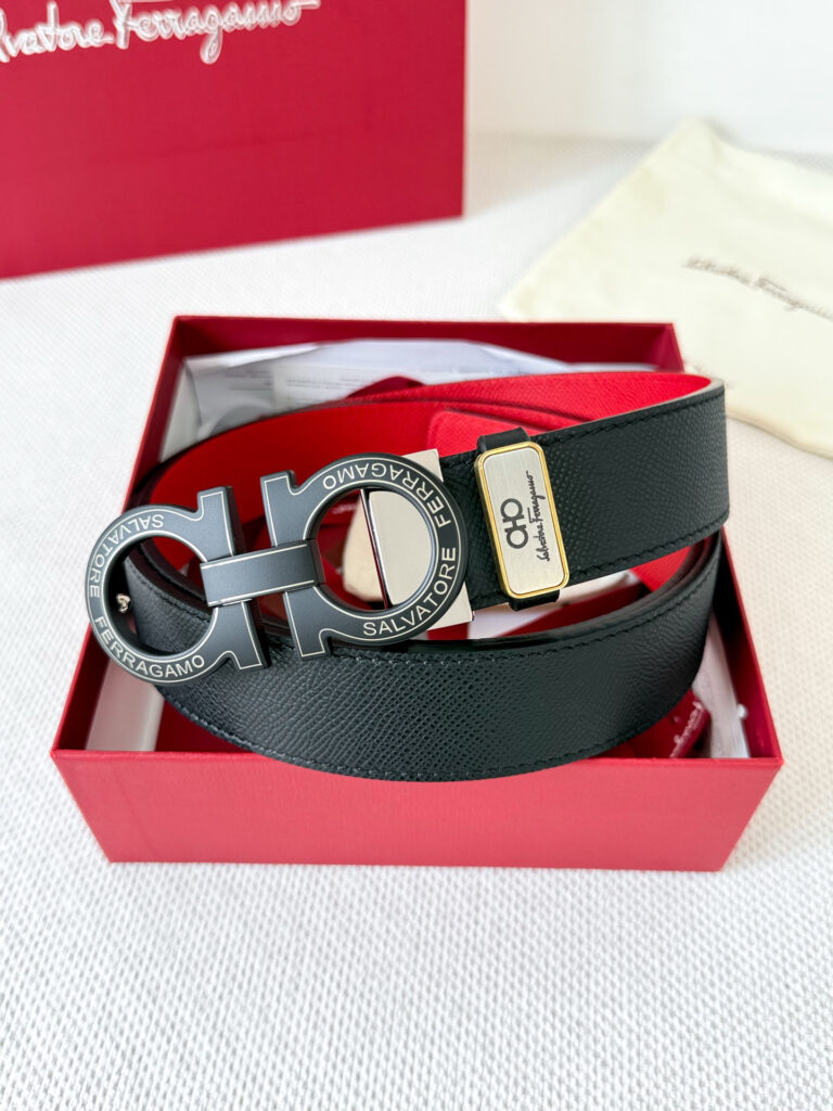 【新規倉庫入り】Salvatore Ferragamo 職人仕上げ高級ベルト「全長約 100cm」