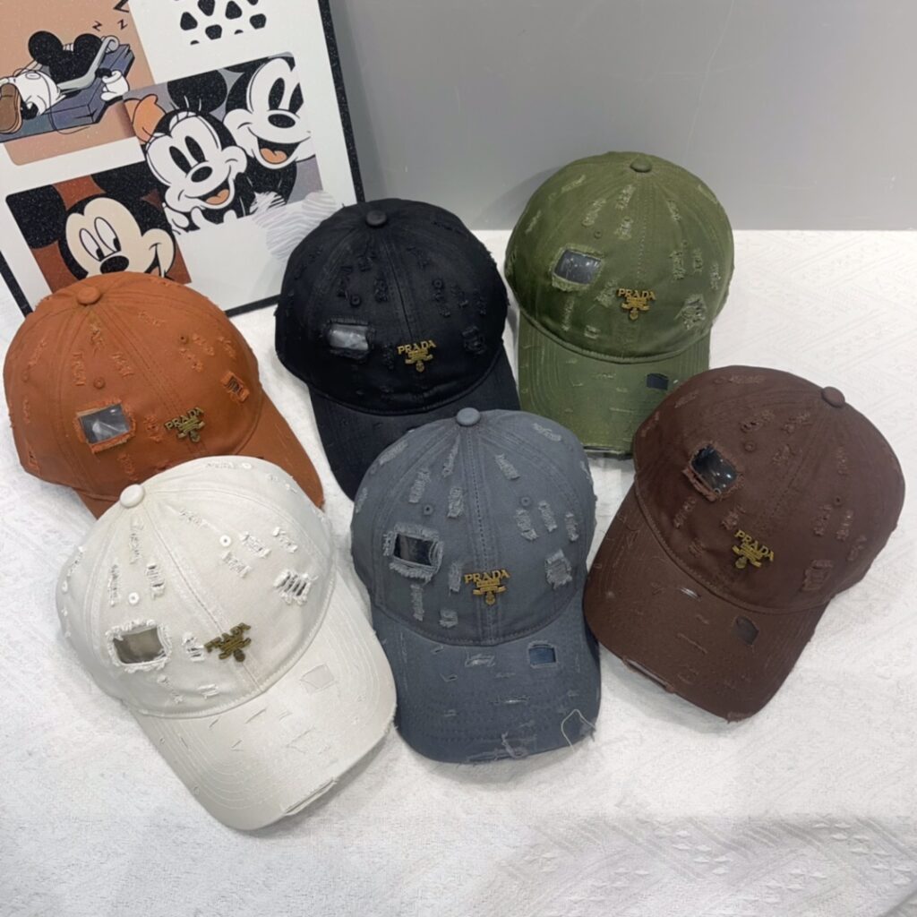 プラダ「Prada」 Re-Nylon Bucket Hat