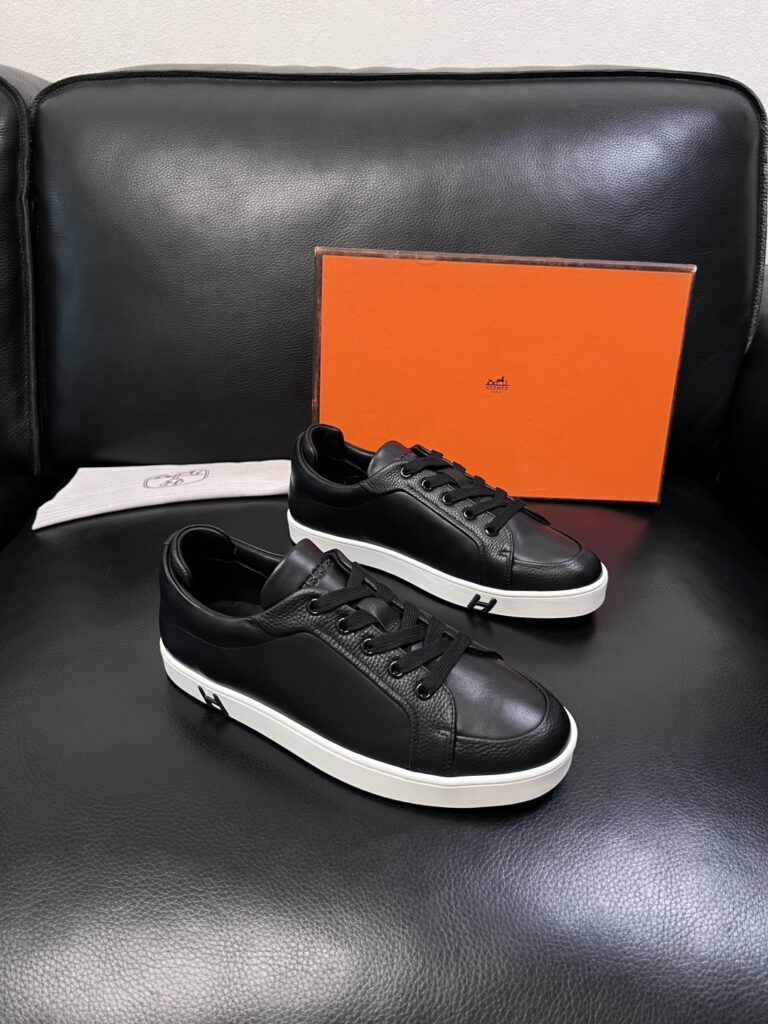 エルメス キッドシリーズ カジュアルスニーカー「Kid sneaker」