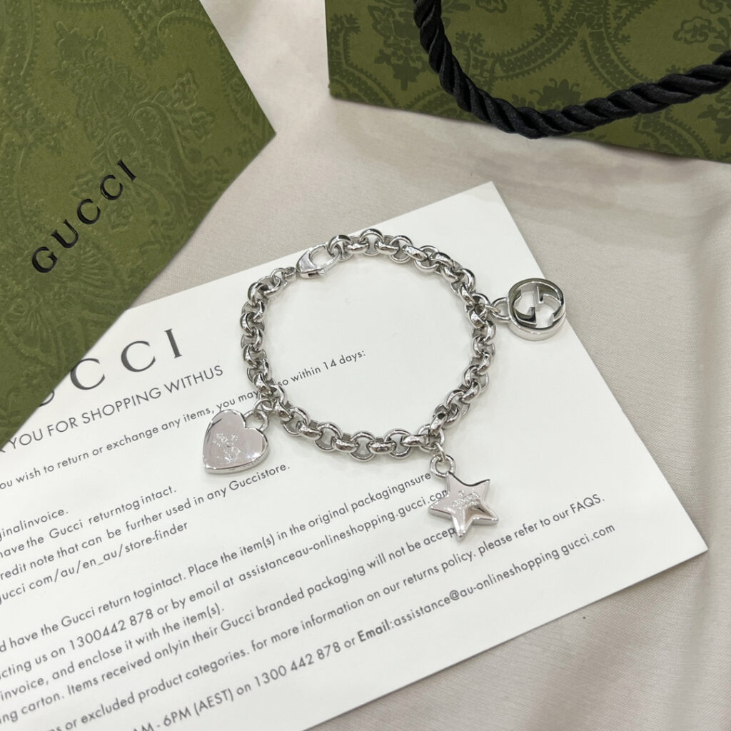 グッチ「Gucci」 ハート チェーン ブレスレット