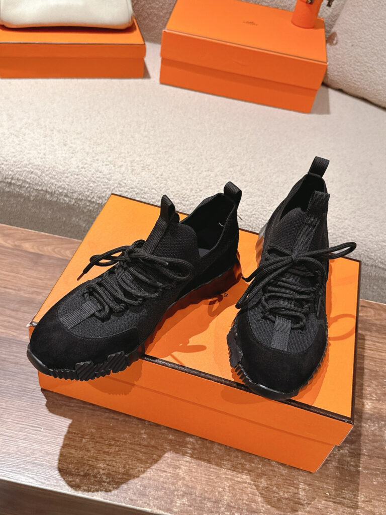 エルメス リフトシリーズ スリッポンスニーカー「Lift slip-on sneaker」