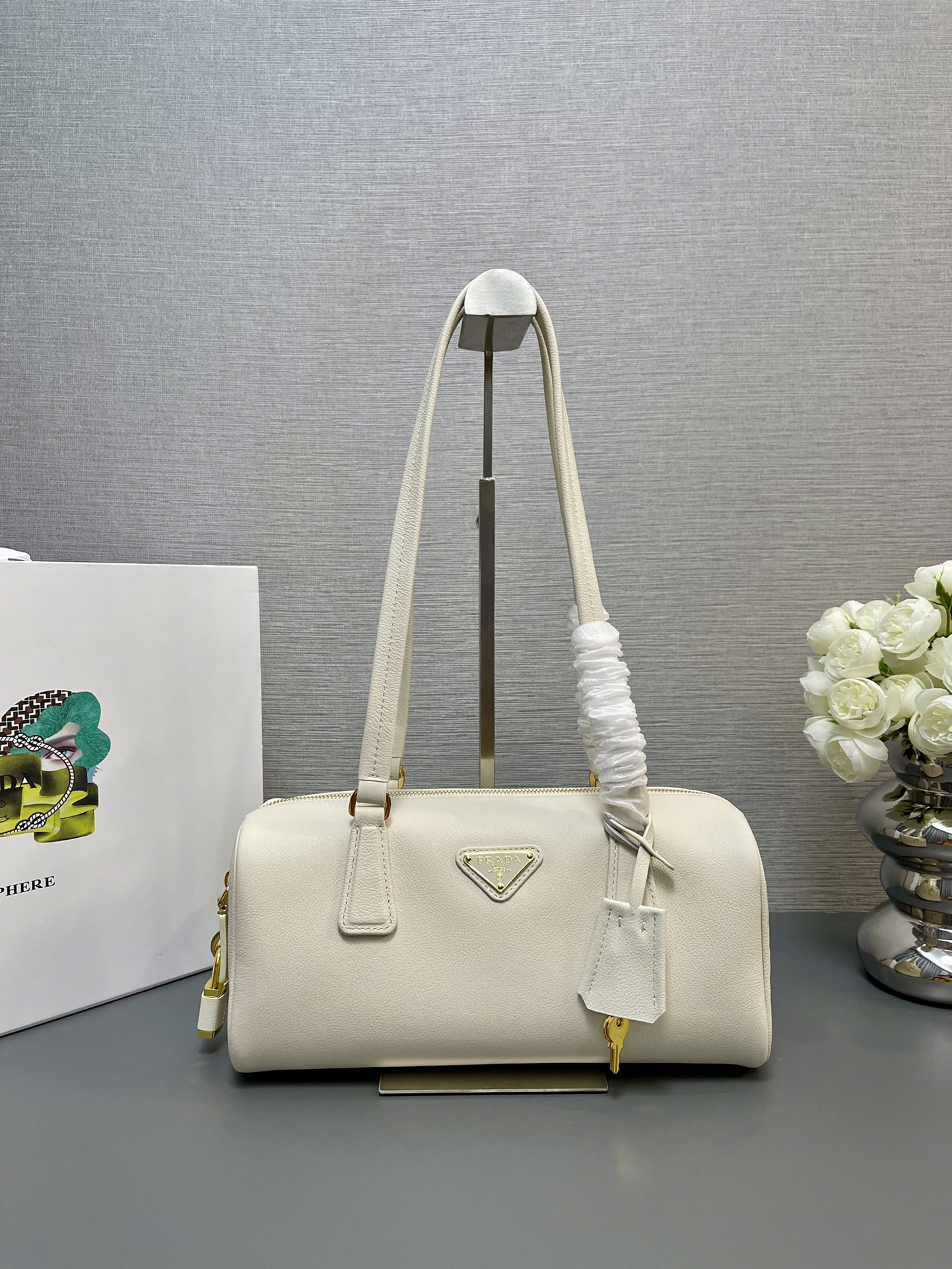 プラダ「Prada」ランウェイコレクション ショルダーバッグ