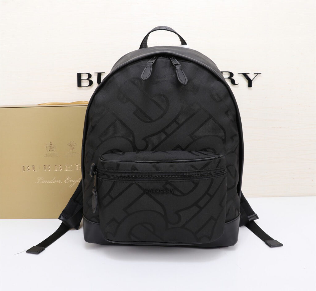 【日本未入荷】バーバリー Rocco リュックサック