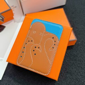【限定新入荷】エルメス Cheval MagSafe 本革カードケース「12 シリーズ以降全 iPhone 対応」