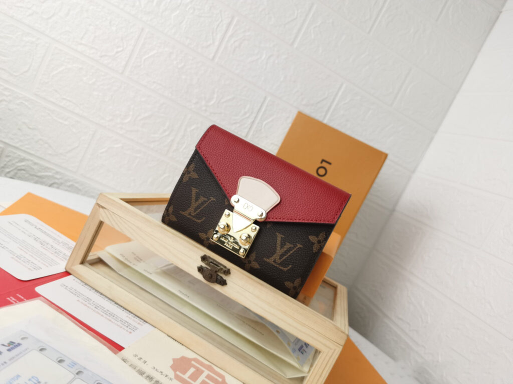 ルイ・ヴィトン「Louis Vuitton」ポルトフォイユパラス コンパクト