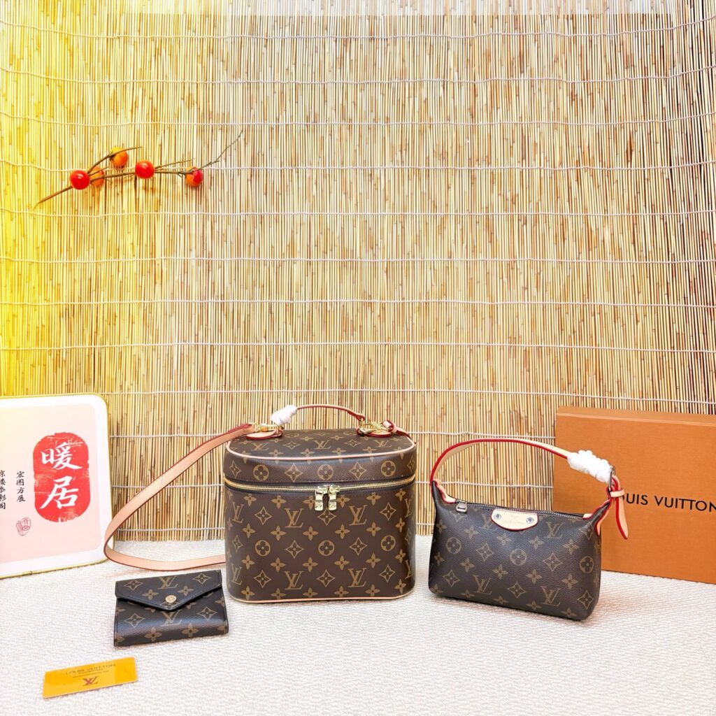 ルイ・ヴィトン 3 点セット　LV ハンドバッグ＋ランチバッグ セット