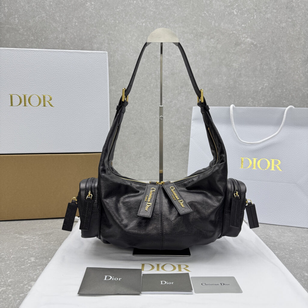 ディオール「Dior」 Grand Tour マルチポケットバッグ